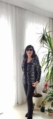 Siyah  Leopar Desenli Kapşonlu Fermuarlı Hırka