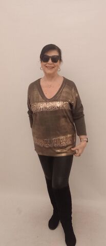 Haki Rengi V Yaka Önünde Varak Baskısı Olan İtalyan İnce Triko