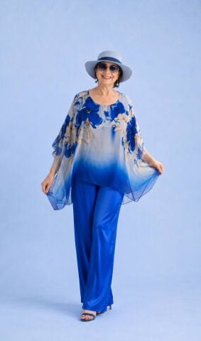 İtalyan İpek Saks Rengi Çiçek Desenleri Olan Degrade Pantalonlu Takım