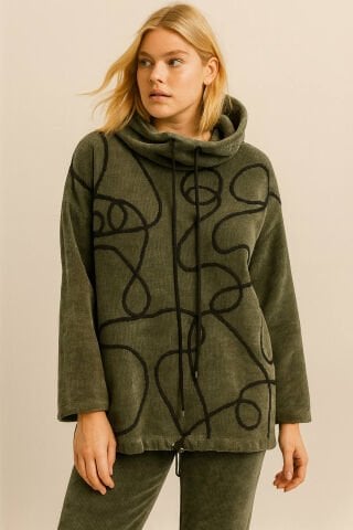 İtalyan Çizgili Kadife  Haki Rengi  Üstünde Siyah  İşlemesi Olan Eşofman