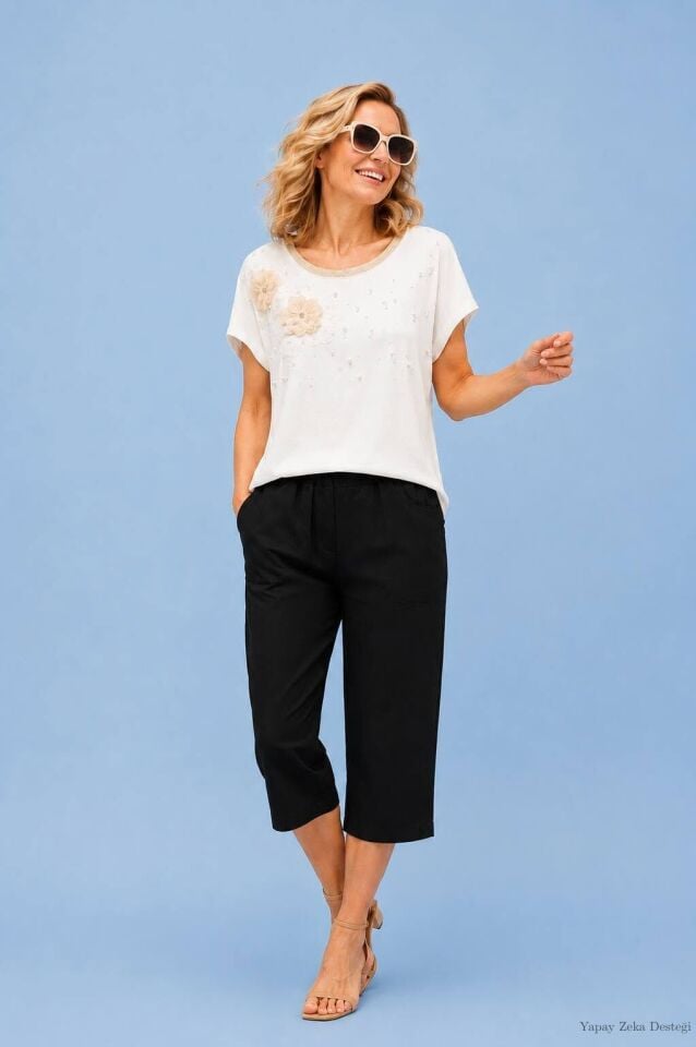 Likralı İnce Kanvas Siyah Kapri Pantalon