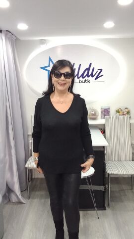 Büyük Beden Siyah Kaşkorse  V Yaka Likralı Cotton