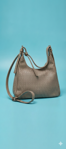 Kemik Rengi Sepet Örgü Çanta – Doğal, Hafif ve Zamansız