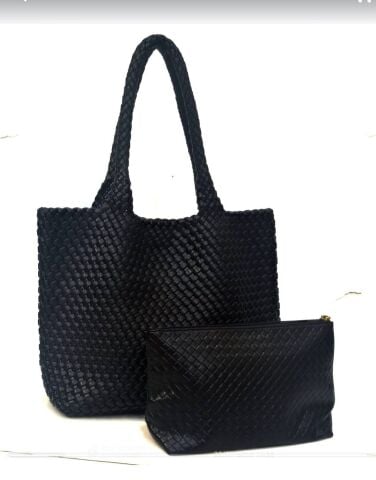 Siyah Sepet Örgü Hacimli İçinde Yavrusu Olan Çanta