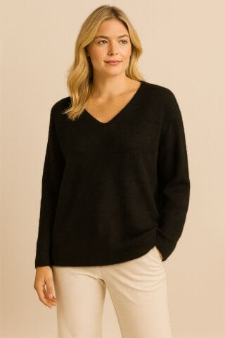 İtalyan Siyah Angora V Yaka Triko Kazak