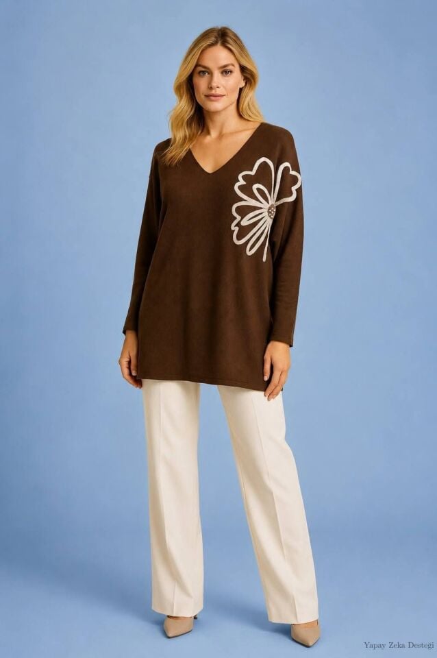 İtalyan Kahverengi V Yaka Çiçek Motifli Triko Kazak