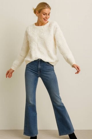 İtalyan Kemik Triko Yuvarla Yaka Önü Bütün Dantel Astarlı Triko