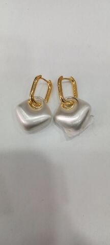 Sedef Dore Karışımı Kalp Şeklinde Küpe