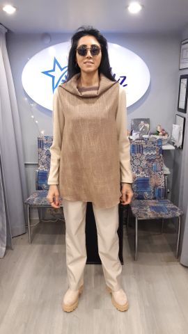 Bej Kırçıllı  Kolsuz  Degaje Yaka Tunik Sueter