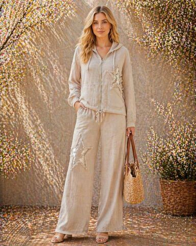 İtalyan Bej Rengi Ham Keten  Üstü Kapşonlu Altı Bol Paça Pantalonu Olan Yıldız  Aplikeli Takım
