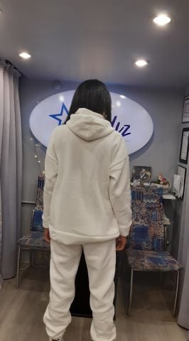 Beyaz Rengi Üç İplik Kapşonlu  Eşofman Takım