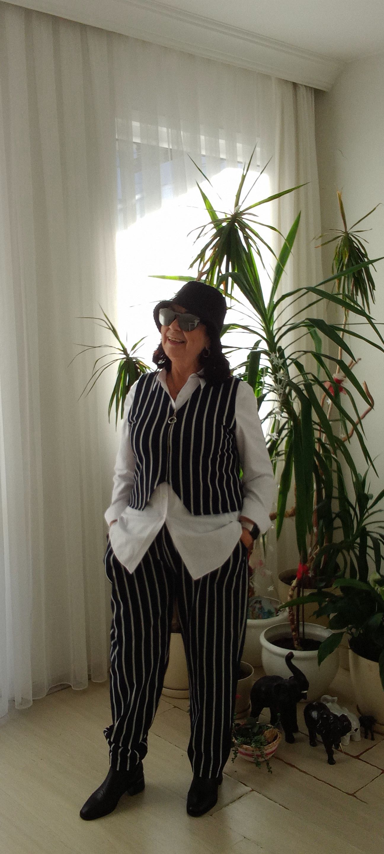 Büyük Beden Siyah Beyaz Çizgili  Beli  Lastikli Pantalon Yelek Takım