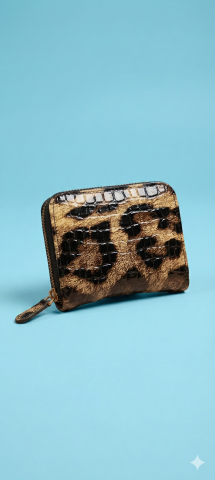 Leopar Desenli Mini Cüzdan – Küçük Çantalar İçin İdeal