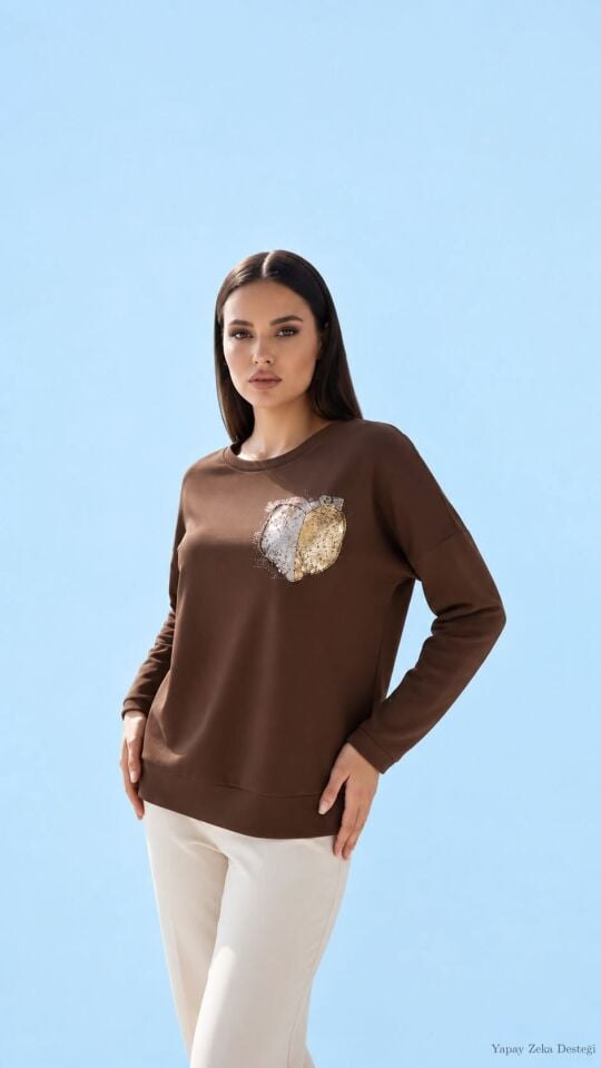 Kahve Rengi Üstünde Dore Kalp Baskısı Olan Sweatshirt