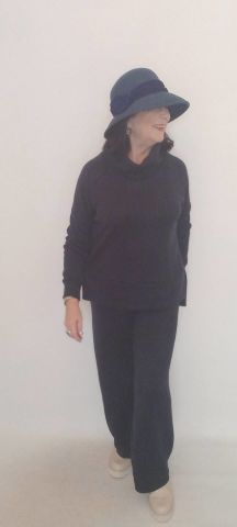 Lacivert  İtalyan  Degaje Yaka  Triko Takım