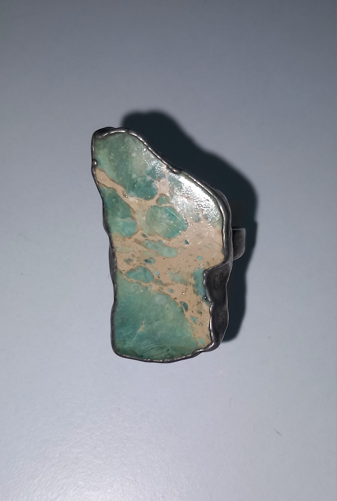 Mint  Bej Rengi Dogal Taş Ayarlı Yüzük