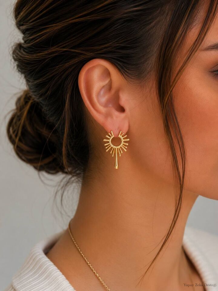 Gold Güneş Modeli Çelik Küpe
