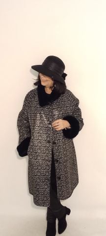 Büyük Beden Hakiki Deri Çift Taraflı Bir Yüzü Kırçıllı GriliDderi Diger Yüzü Siyah Peluş