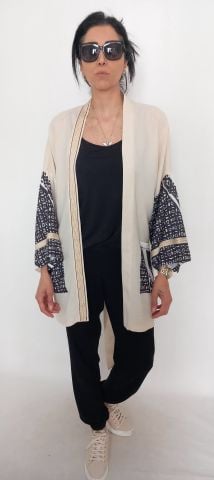Bej Rengi  Siyah Desnli Kimono modeli ceket