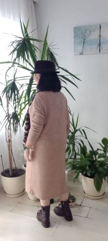 İtalyan Yuvarlak Yaka Düz Salaş Kemerli Triko Elbise