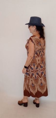 Büyük Beden Taba  Kilim Desenli Kruvaze Yaka Bel Lastikli Viskon Elbise