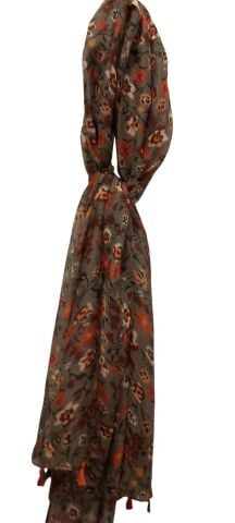 Desenli vakual fular