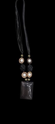 Tasarım Dogal Malzeme İle Üretimiş   Handmade Kolye