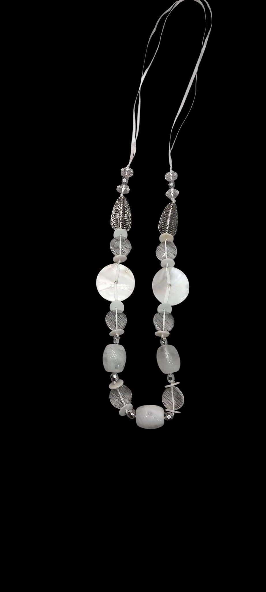 Tasarım Dogal Malzeme İle Üretimiş   Handmade Kolye