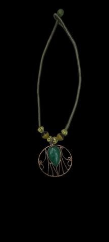 Tasarım Dogal Malzeme İle Üretimiş   Handmade Kolye