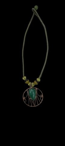 Tasarım Dogal Malzeme İle Üretimiş   Handmade Kolye