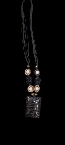 Tasarım Dogal Malzeme İle Üretimiş   Handmade Kolye