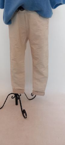 Likralı Bej Rengi Dar Paça Pantalon
