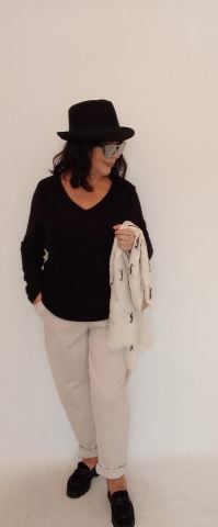 Siyah Ve Yaka  İtalyan Yumos Viskon Bluz