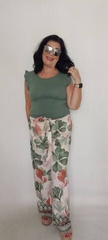 İtalyan Haki  Cotton Kol Agızları Fırfırlı Bluz