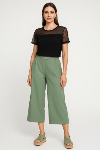 Siyah Robası Tüllü Kendinden Desenli Kısa Kollu Penye