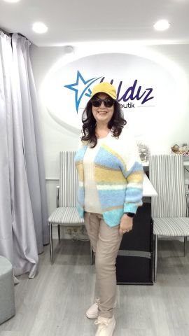 Kemik Vizon Sarı Çizgili  italyan Yumuşacık Dügmesiz Hırka