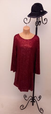Bordo  Pullu Kısa Uzun Kollu Elbise