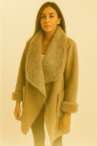 İtalyan İçi Kürklü  Bej Rengi Kaban