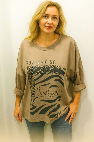 İtalyan  Büyük Beden Üstü Yazılı  Bel Rengi Yuvarlak Yaka Swet