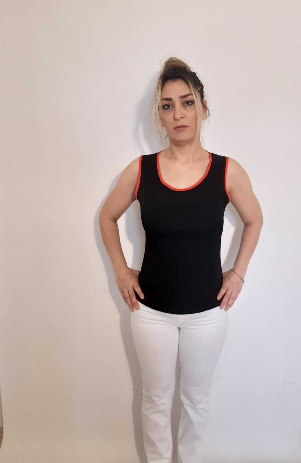 Siyah Kumaş Atlet Biyeli Mercan 11014