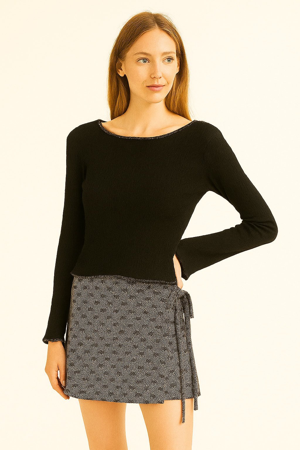 İtalyan Siyah  Rengi Kayık Yaka Kısa Triko