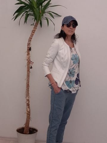 Beyaz Yakasız Bel Altı Hakiki Deri Ceket