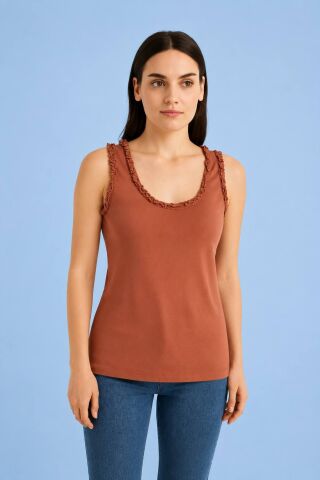 İtalyan   taba Rengi Cotton Kolve Yaka Agızları  Fırfırlu Atlet