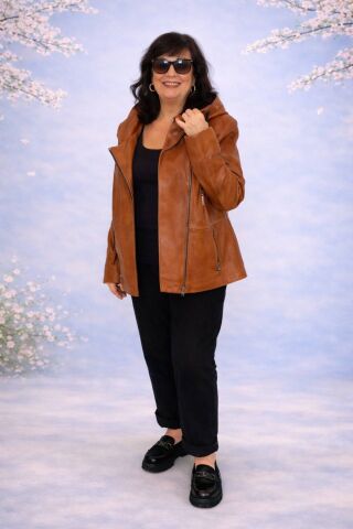 Hakiki Kuzu Derisi Kapşonlu Kruvaze Fermuarlı Kaban