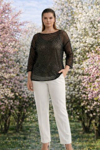 Siyah Rengi File Kendinden Pullu Tünik