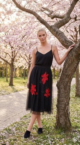 Tül Kımızı Buyuk Çiçekli Etek