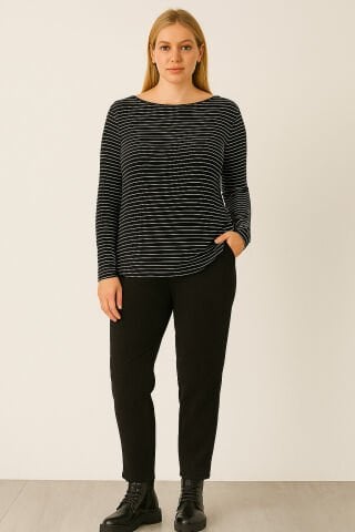 İtalyan Siyah Beyaz İnce Kayık Yaka  Bluz