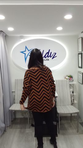 Büyük Beden Siyah Diagonal Taba Çizgili Triko Kazak